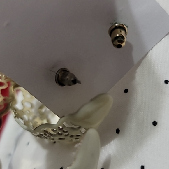 Veil (Metal cutout pattern) Hoop Earrings (11) - Picture 8 of 8